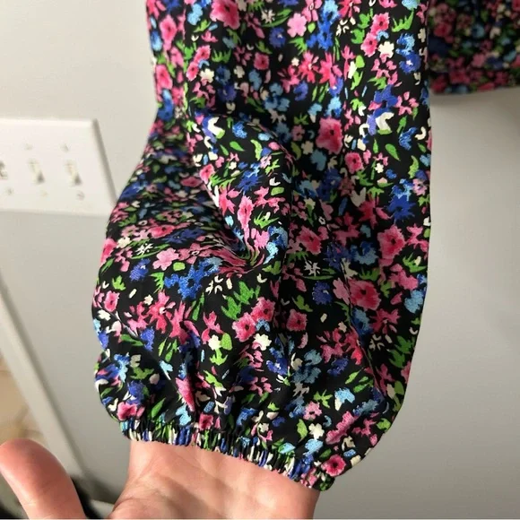 Zara Multi Colored Ditsy Floral Printed Ruffle Puff Sleeve Top - Picture 6 of 9